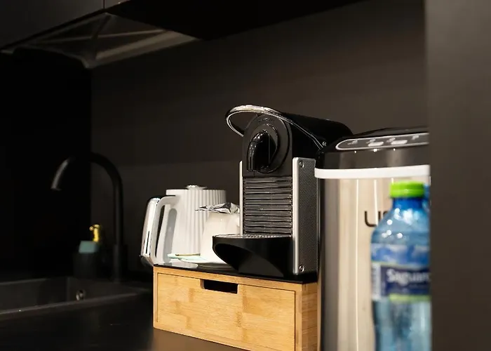 Z Jacuzzi Shadow Zamoyskiego